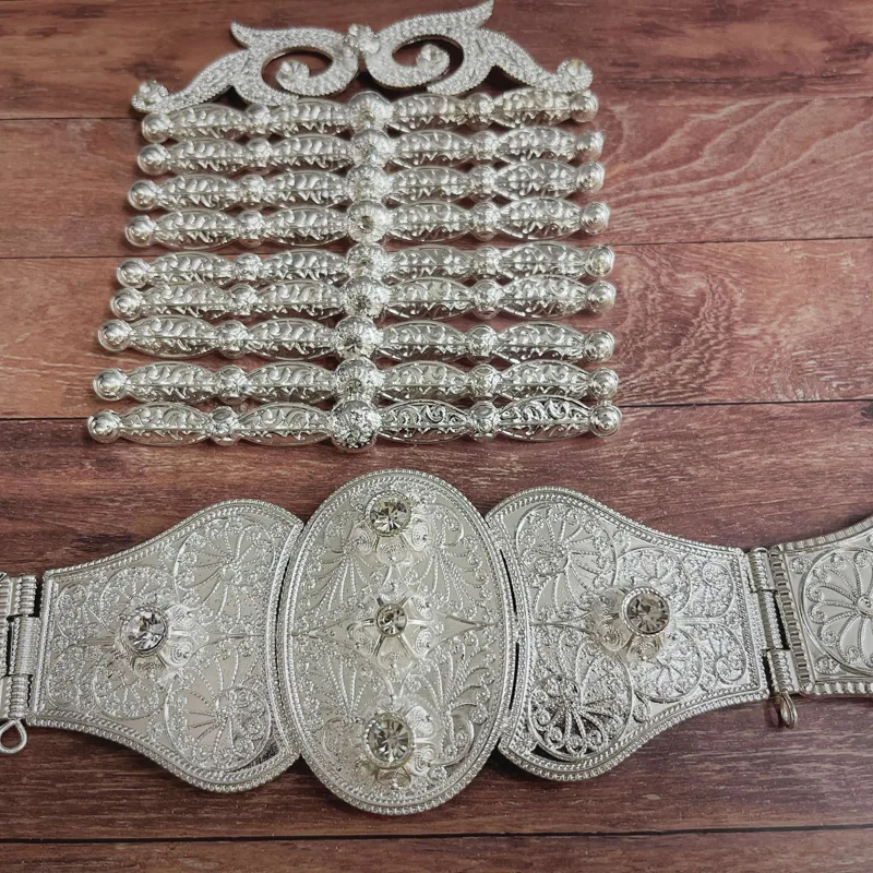 Women's Russian Wedding Chest  - Body Jewelry Harness recension och pris