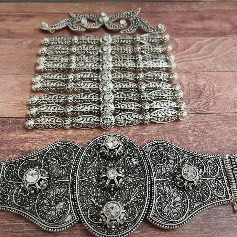 Women's Russian Wedding Chest  - Body Jewelry Harness recension och pris