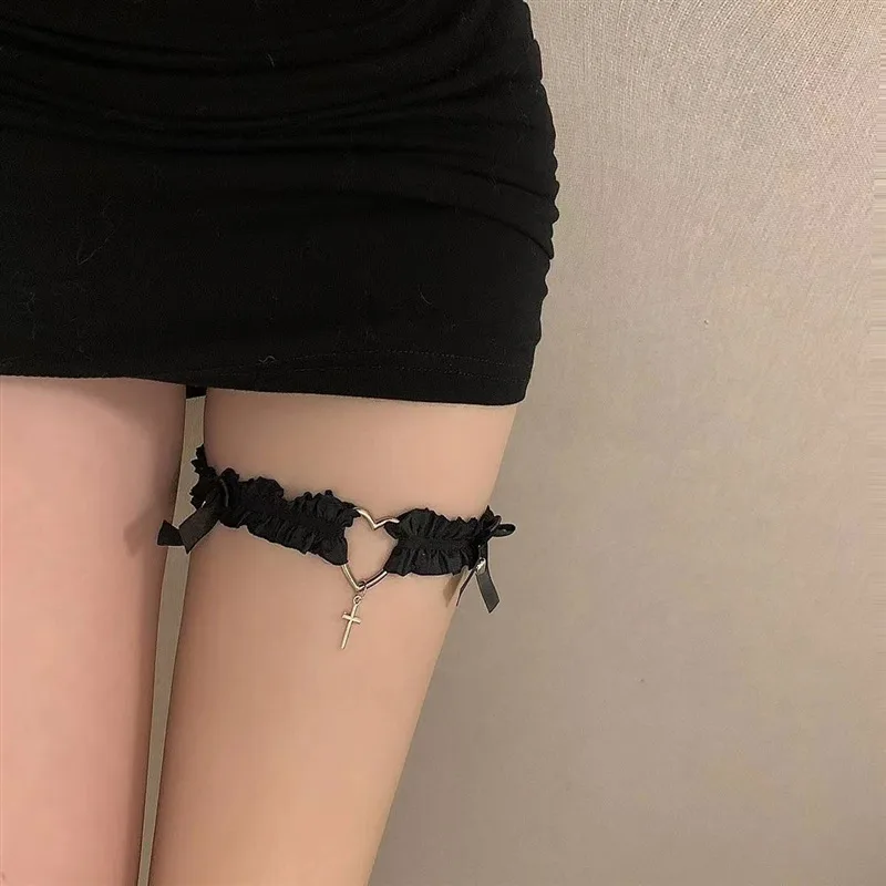 Bow Love Leg Ring Female Punk  - Body Jewelry Thigh Chain recension och pris