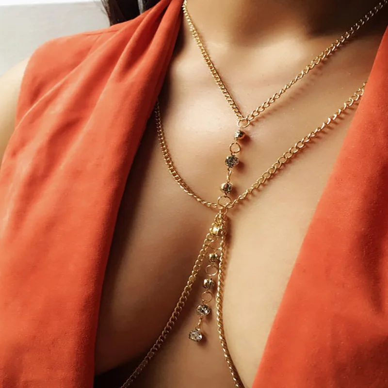 Round Crystal Chest Chain Low  - Body Jewelry Harness recension och pris