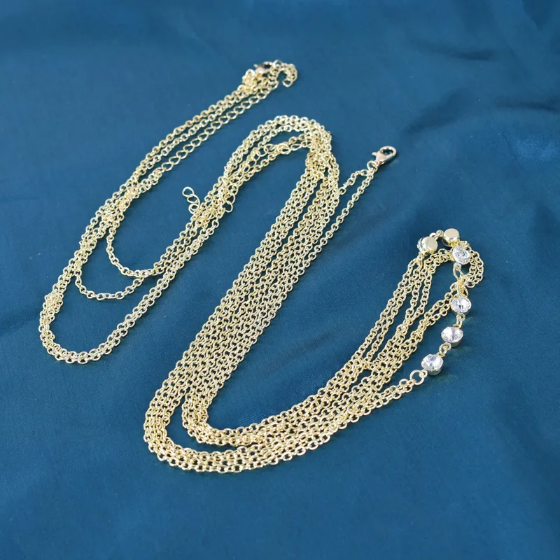 Round Crystal Chest Chain Low  - Body Jewelry Harness recension och pris