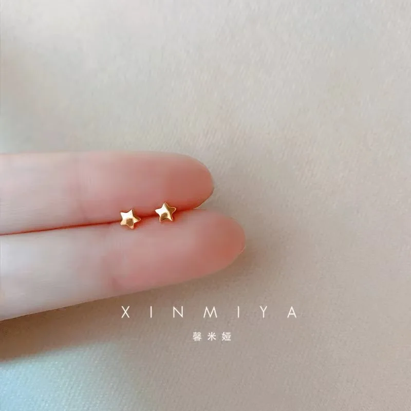 Korean Minimalism Gold Color S - Body Jewelry Hypoallergenic recension och pris