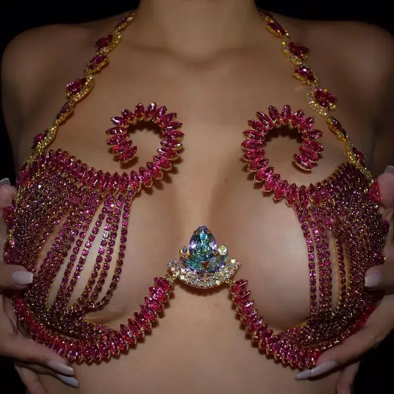 Rave Pink Crystal Chest Bracke - Body Jewelry Dress recension och pris